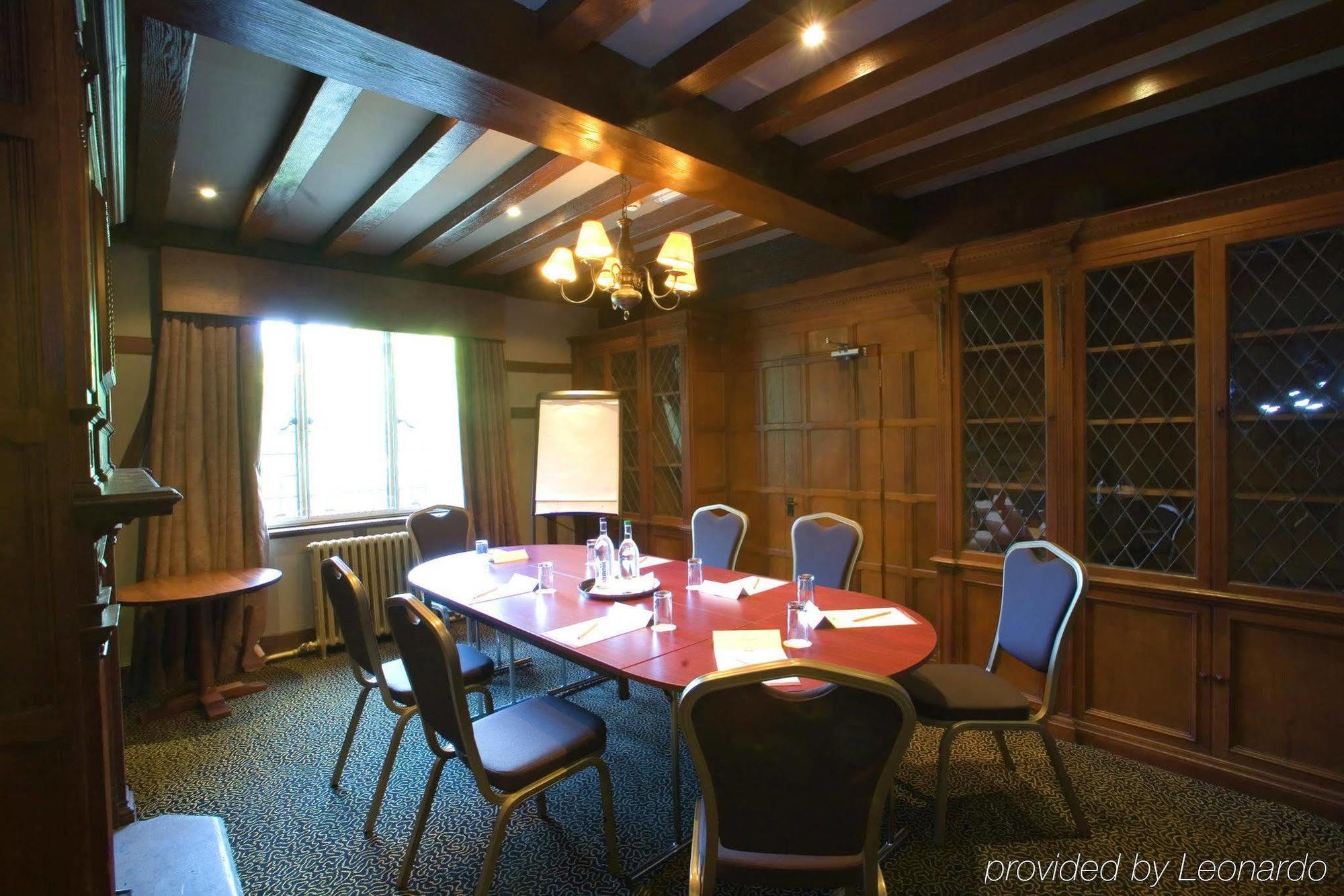 Cisswood House Hotel Хоршъм Съоръжения снимка